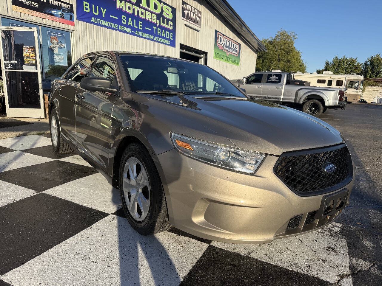 Used 2016 Ford Taurus Police Interceptor AWD w/ Ultimate Wiring Package image 4
