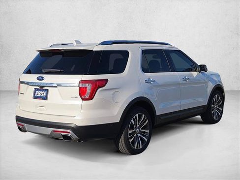 Used 2017 Ford Explorer Platinum AWD/4WD image 5