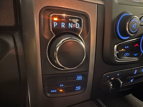Used 2021 RAM 1500 Warlock AWD/4WD image 38