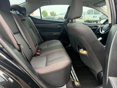 Used 2018 Toyota Corolla LE FWD image 4