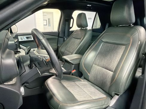 Used 2022 Ford Explorer Timberline w/ Timberline Technology Package AWD/4WD image 23