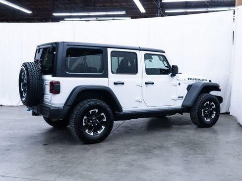 Used 2024 Jeep Wrangler Unlimited Rubicon 4xe AWD/4WD image 6