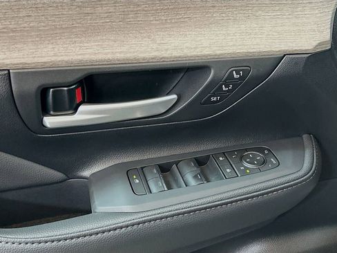 New 2026 Toyota Grand Highlander AWD Hybrid image 17
