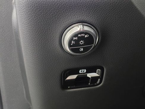 New 2026 Mercedes-Benz GLC 300 4MATIC image 24