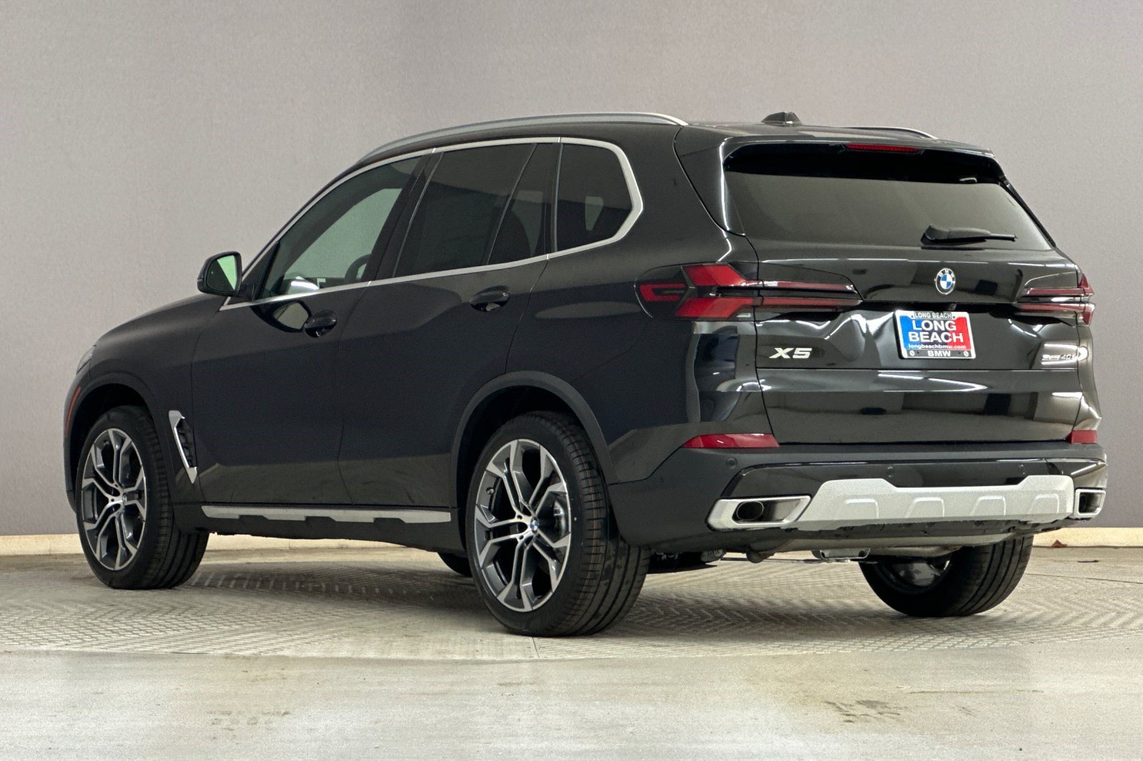 New 2026 BMW X5 sDrive40i RWD image 3