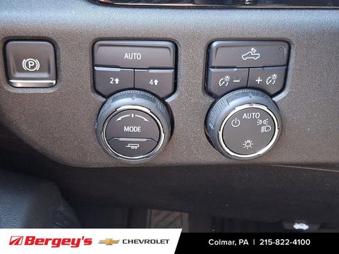 Used 2025 Chevrolet Silverado 1500 LT image 26