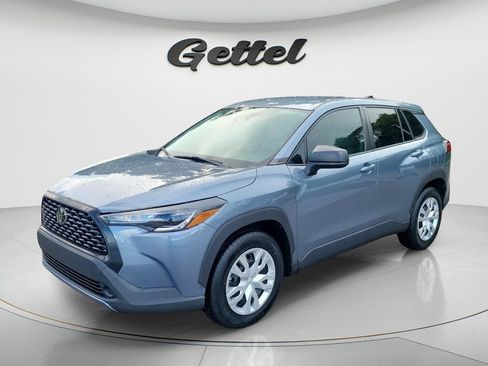 Certified 2023 Toyota Corolla Cross L FWD image 1