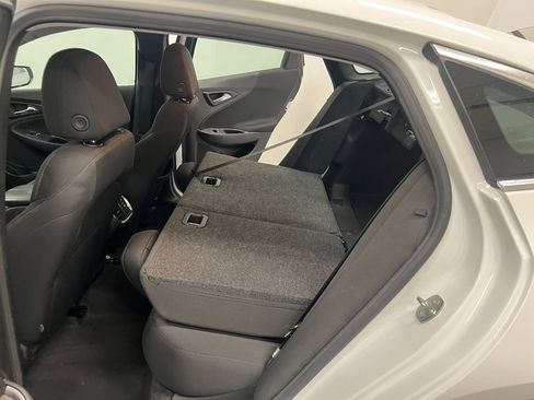 Used 2023 Chevrolet Malibu LT image 24