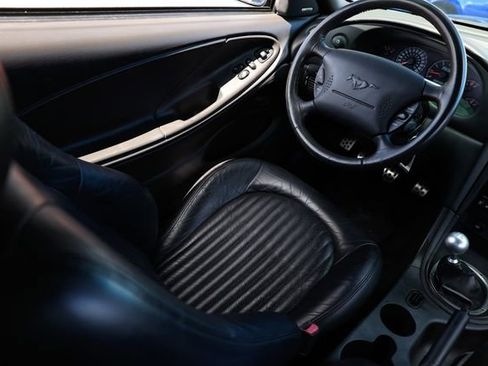 Used 2001 Ford Mustang GT image 19