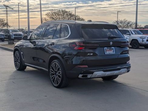 Used 2026 BMW X5 xDrive40i w/ Premium Package image 8