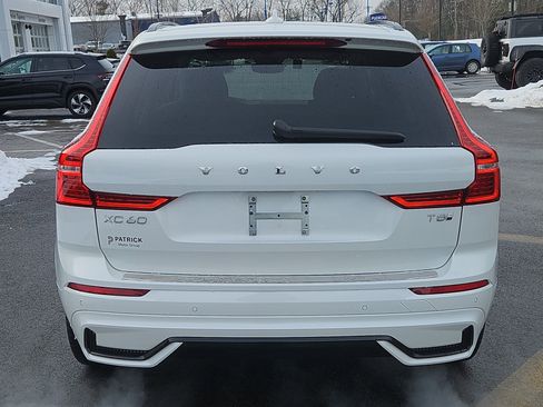 Used 2025 Volvo XC60 T8 Plus w/ Protection Package Premier image 28