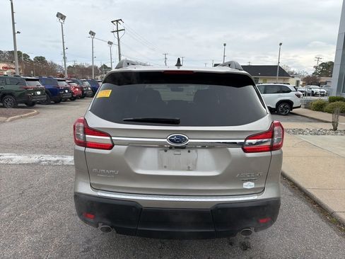 Used 2019 Subaru Ascent Limited w/ Popular Package #2A image 8