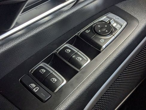 Used 2024 Kia Telluride EX FWD image 32
