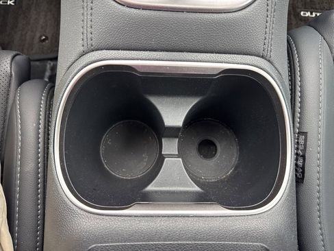 Certified 2025 Subaru Outback Limited image 39