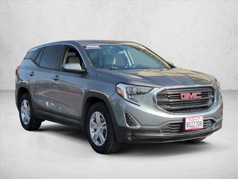 Used 2018 GMC Terrain SLE image 3