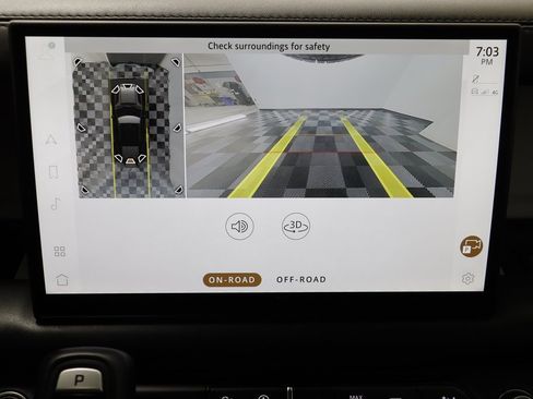 Used 2025 Land Rover Defender 110 S image 11