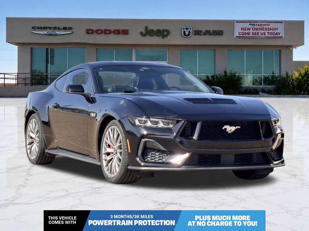 Used 2025 Ford Mustang GT Premium RWD image 1