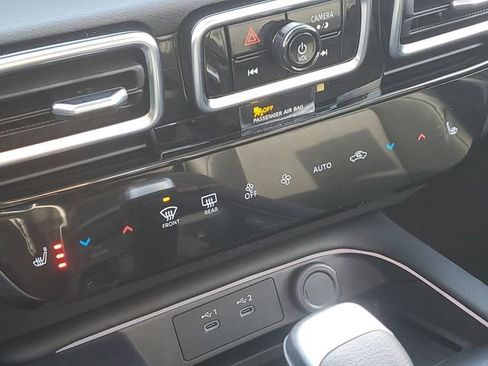 New 2026 Nissan Sentra SR image 16