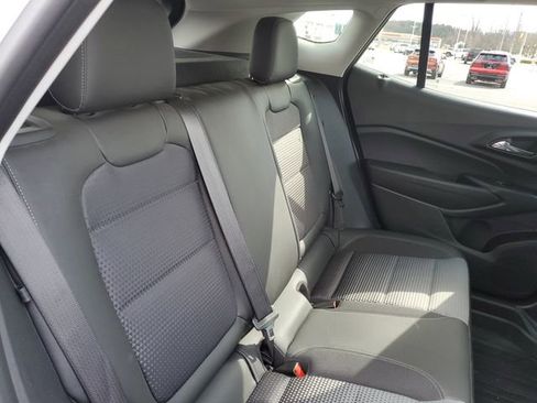 Used 2024 Chevrolet Trax LT w/ Driver Confidence Package image 25