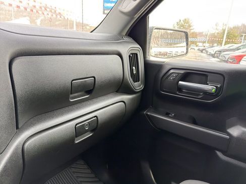 Used 2022 Chevrolet Silverado 1500 Custom image 22