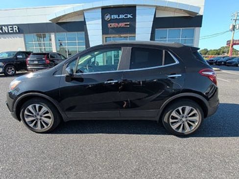 Used 2020 Buick Encore Preferred FWD image 8