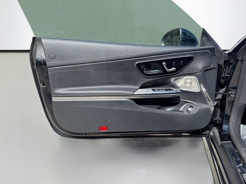 Used 2025 Mercedes-Benz CLE 300 4MATIC Cabriolet image 22