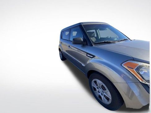 Used 2013 Kia Soul image 12