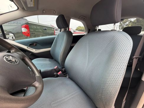 Used 2008 Toyota Yaris S FWD image 11