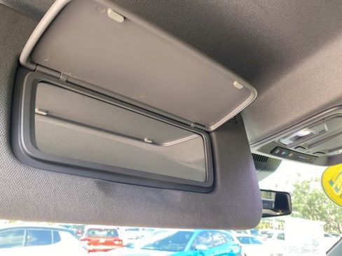 Certified 2022 Chevrolet Silverado 1500 Custom image 22