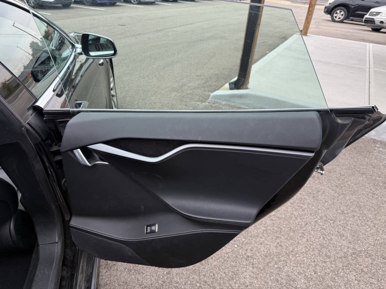 Used 2018 Tesla Model S 75D AWD/4WD image 27