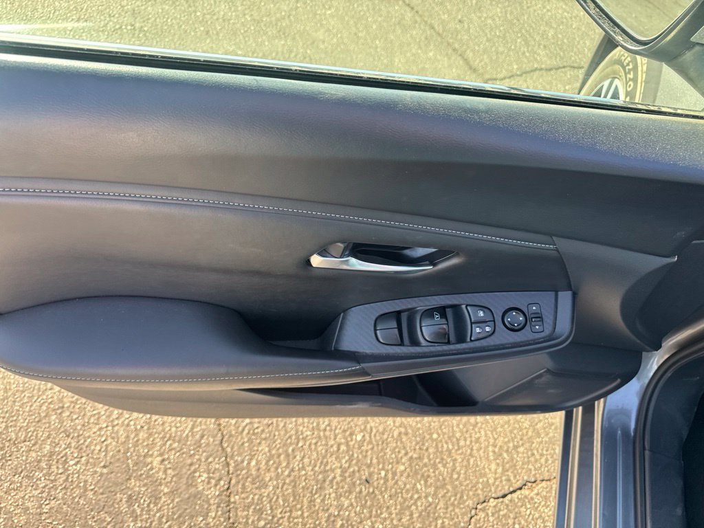 Used 2024 Nissan Sentra SV FWD image 18