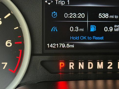 Used 2017 Ford F150 XLT w/ Equipment Group 302A Luxury AWD/4WD image 3