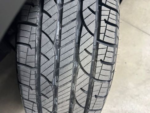 Used 2023 Chevrolet Blazer LT w/ Driver Confidence Package image 36