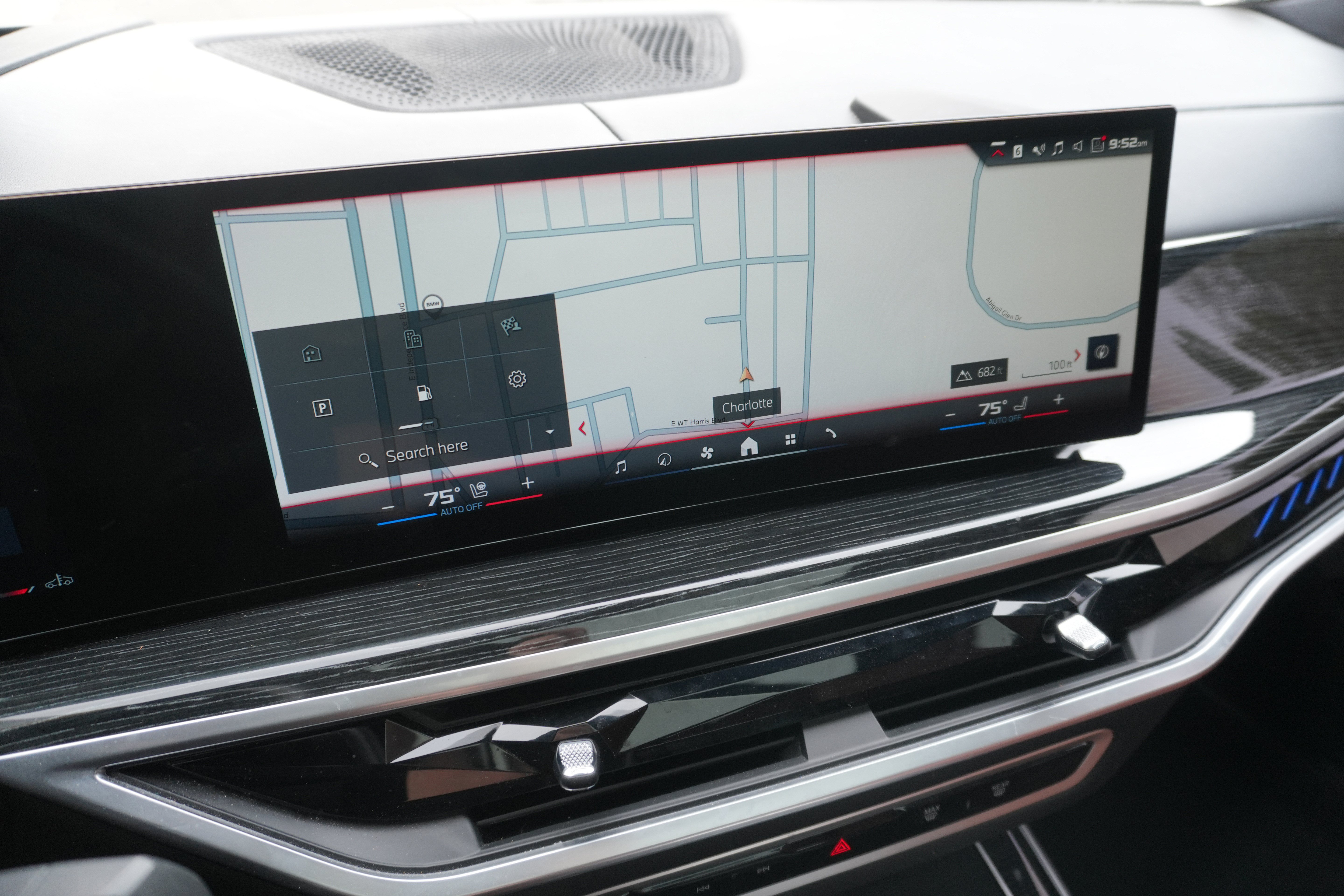 Certified 2024 BMW X7 M60i w/ Executive Package AWD/4WD image 25