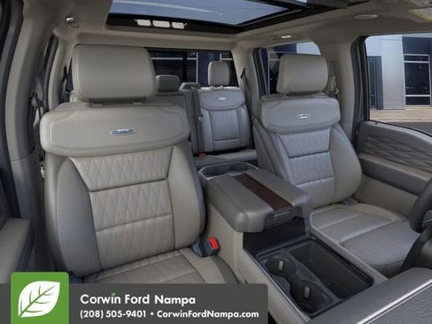 New 2026 Ford F450 Platinum w/ Platinum Plus Package image 10