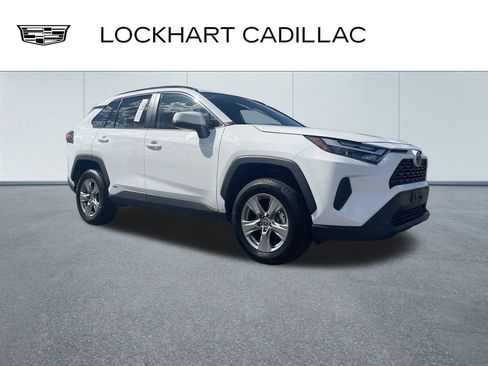 Used 2024 Toyota RAV4 XLE image 2