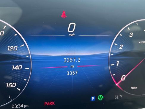 Used 2025 Mercedes-Benz C 300 4MATIC Sedan image 13