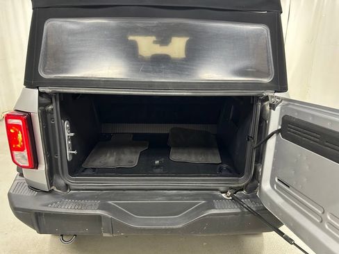 Used 2022 Ford Bronco Black Diamond AWD/4WD image 11