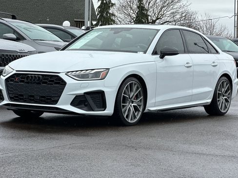 Used 2022 Audi S4 Prestige image 8