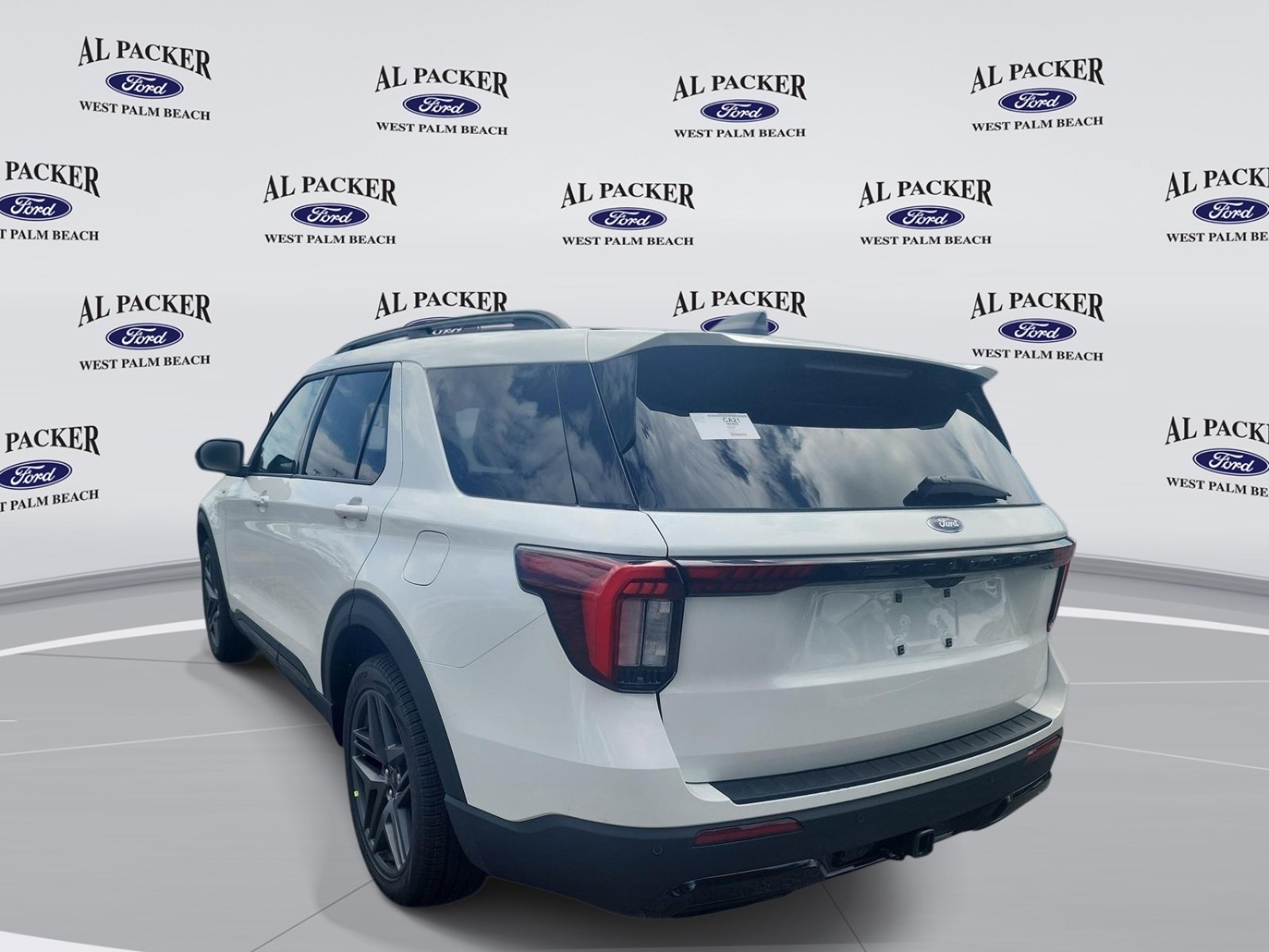 New 2026 Ford Explorer ST-Line w/ ST-Line Street Pack RWD image 3