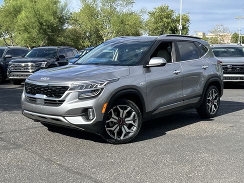 Used 2022 Kia Seltos SX w/ Sunroof Package AWD/4WD image 31