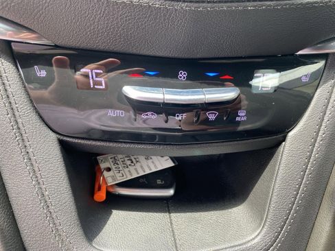 Used 2021 Cadillac XT5 Premium Luxury w/ LPO, Floor Liner Package AWD/4WD image 42