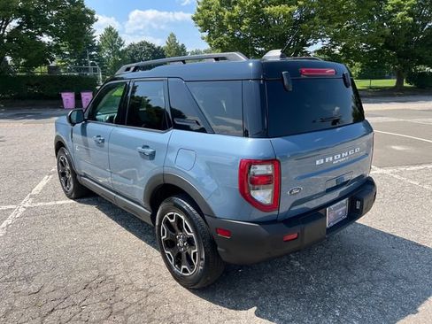 Used 2025 Ford Bronco Sport Outer Banks w/ Outer Banks Tech Package+ AWD/4WD image 7