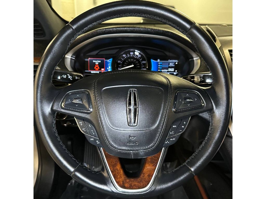 Used 2020 Lincoln MKZ Reserve FWD image 22
