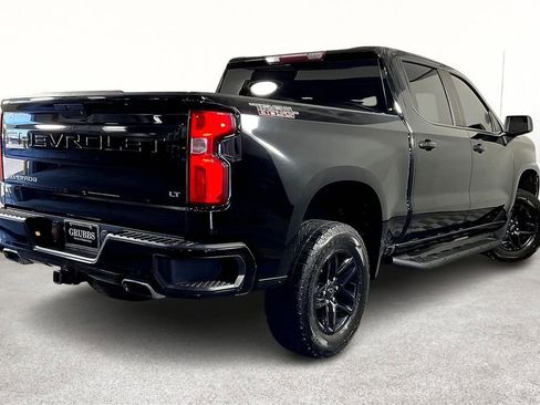 Used 2020 Chevrolet Silverado 1500 LT Trail Boss w/ Convenience Package image 2