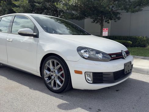 Used 2013 Volkswagen Golf 4-Door image 1