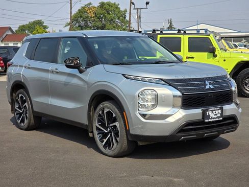 Used 2022 Mitsubishi Outlander ES image 7