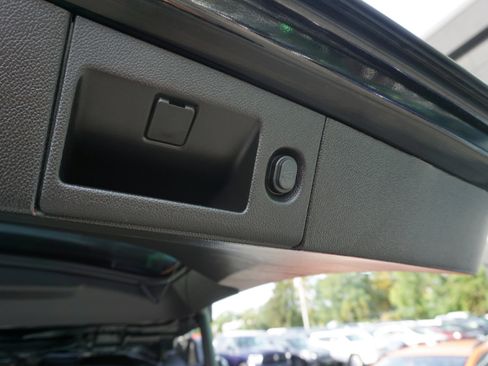 Used 2019 GMC Yukon SLT image 10