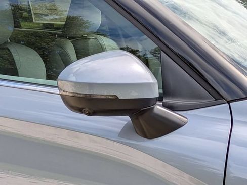 New 2026 Mitsubishi Outlander SE FWD image 12
