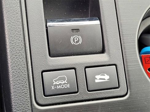 Used 2015 Subaru Outback 3.6R Limited image 16